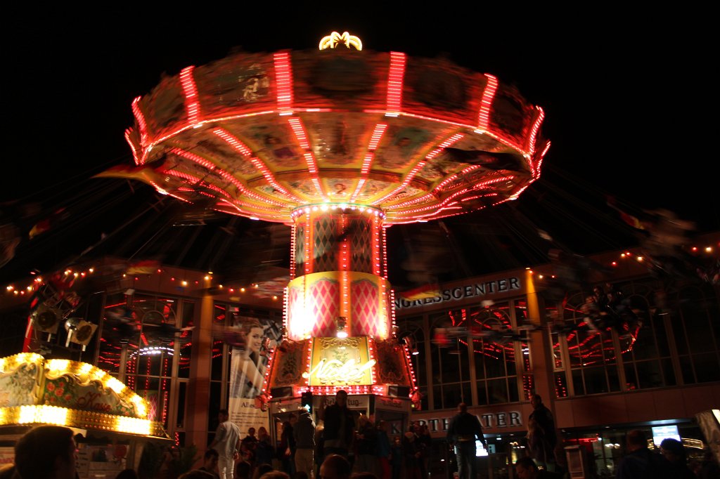 IMG_7068.JPG -  Laternenfest Bad Homburg  2014 - Kettenkarusell