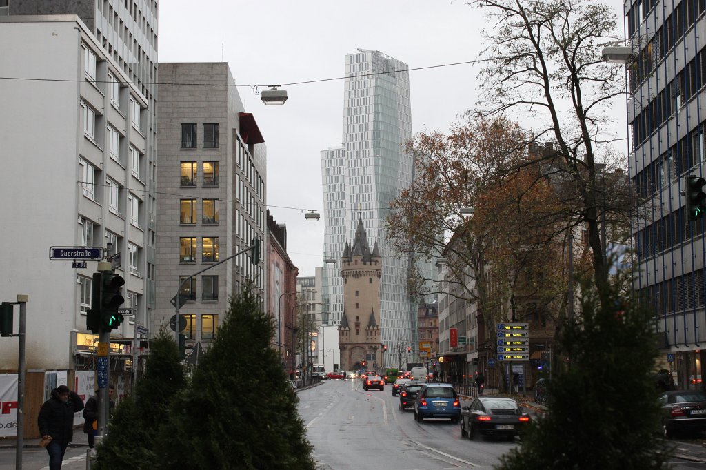 IMG_8154.JPG -  Eschenheimer Turm  &  Nextower 