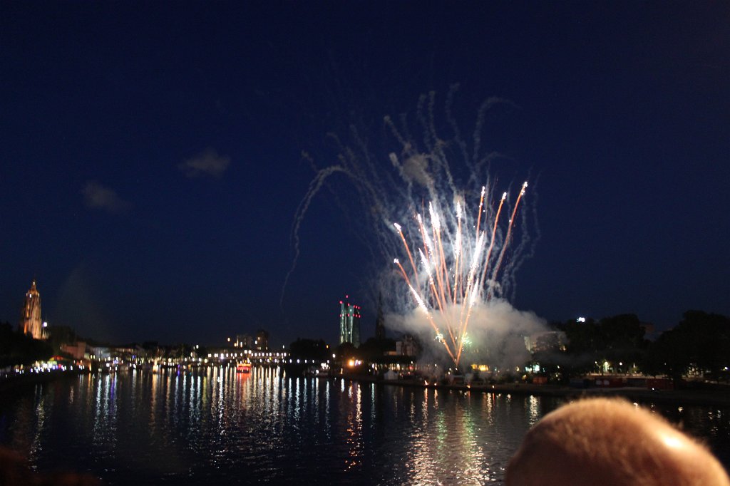 IMG_2452.JPG - Mainfest Frankfurt - Feuerwerk
