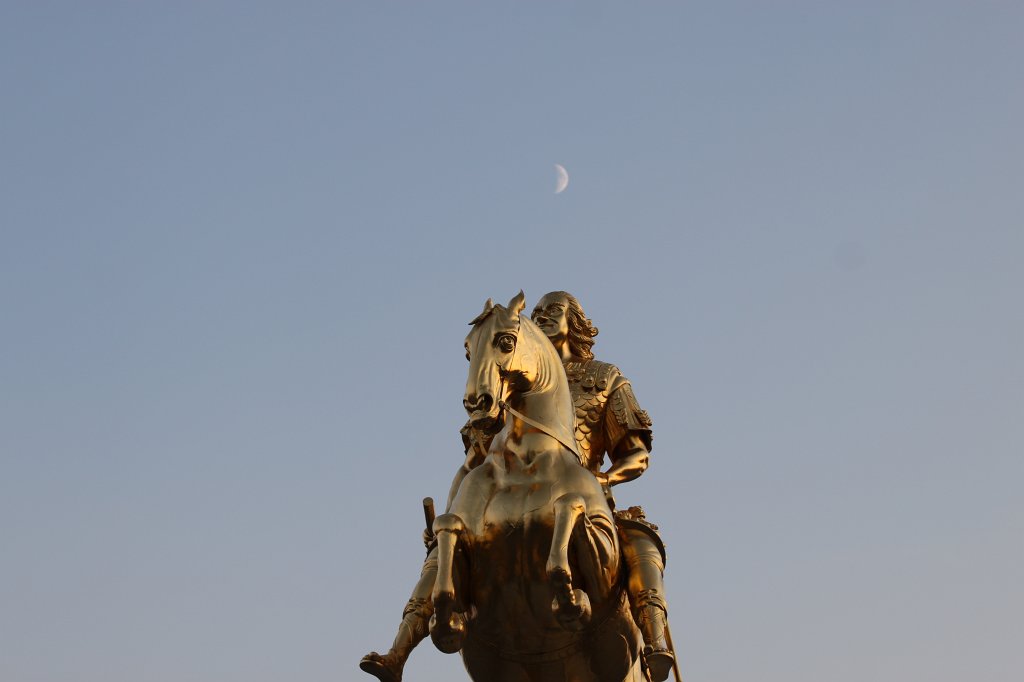 IMG_3253.JPG -  Goldener Reiter 