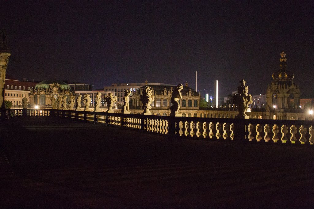 IMG_3434_c.jpg -  Zwinger 