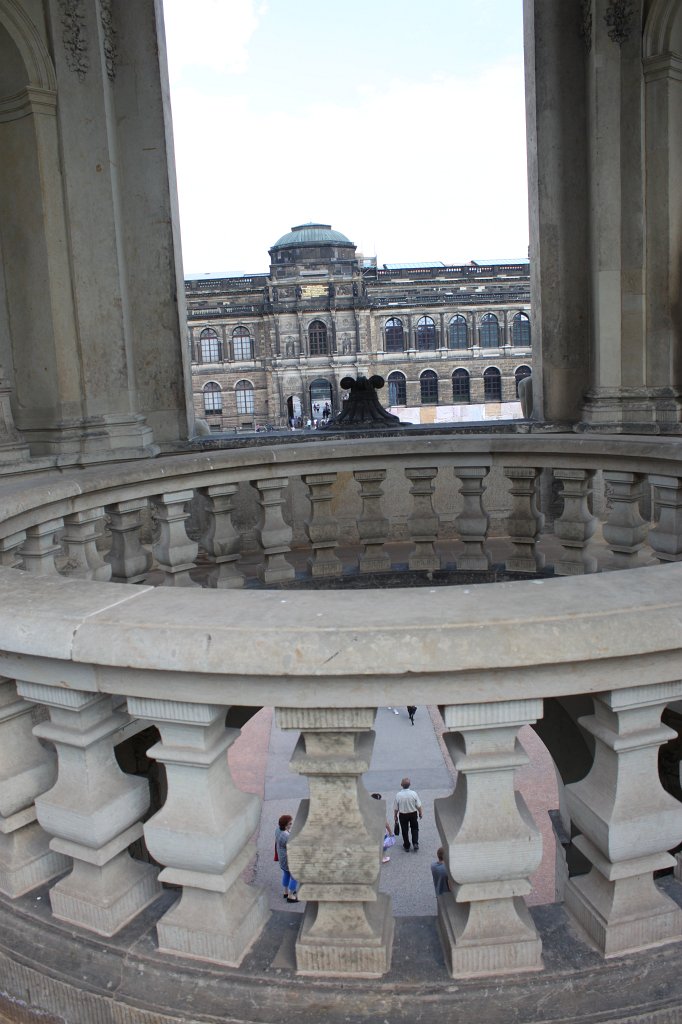 IMG_3528.JPG -  Zwinger 