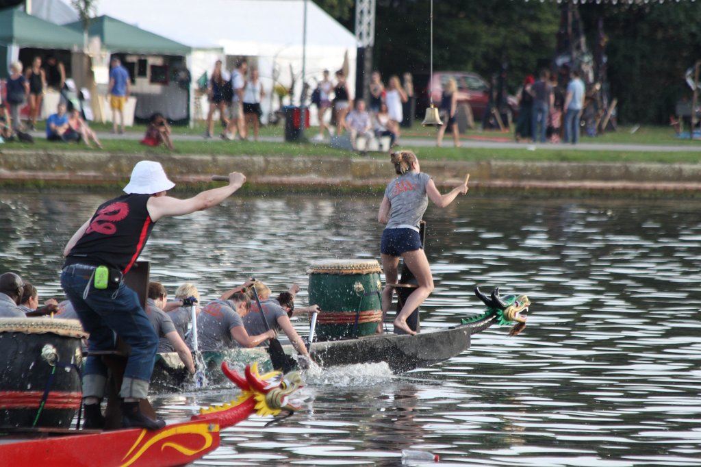 IMG_4209.JPG -  Dragon boat  race on the  Main  river at the  Museumsuferfest  in  Frankfurt 
