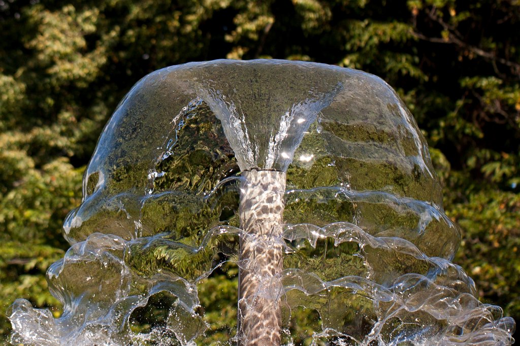 IMG_2911_c.jpg - Springbrunnen im  Kurpark von Bad Homburg 