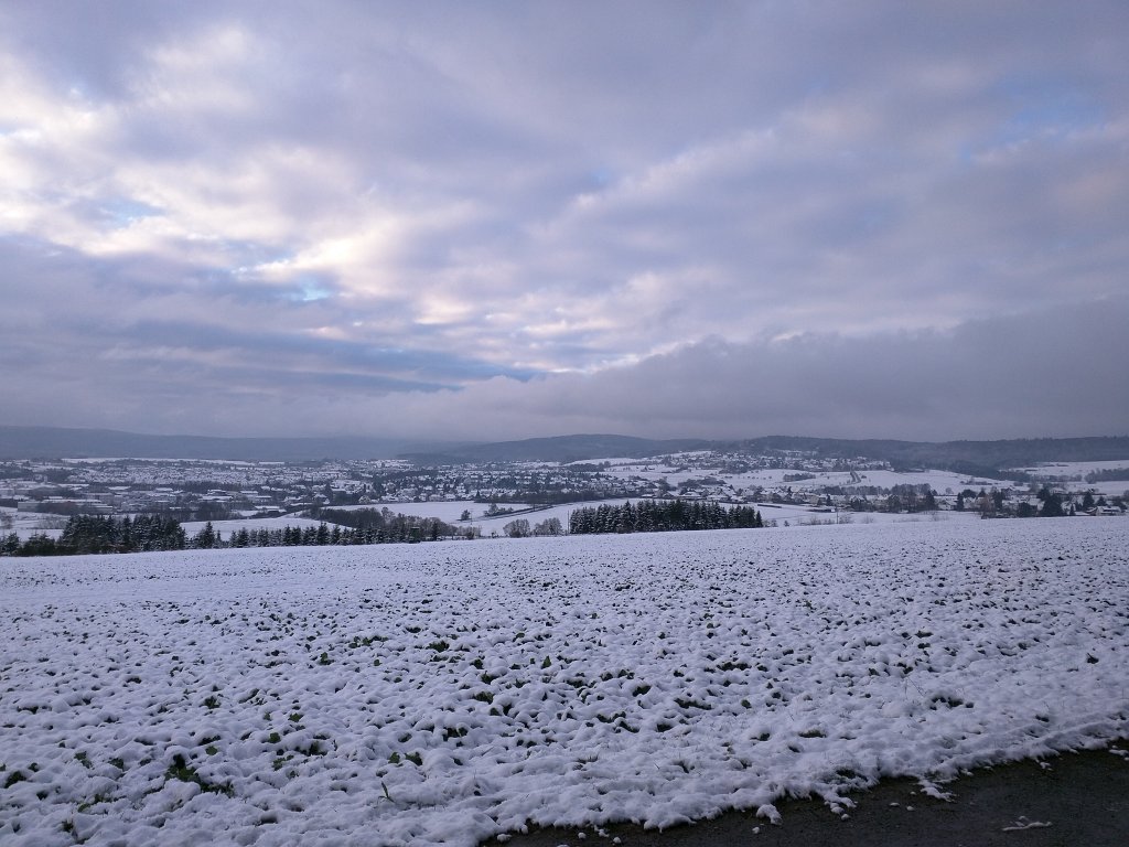 IMG_20151123_085310.jpg - First snow in November