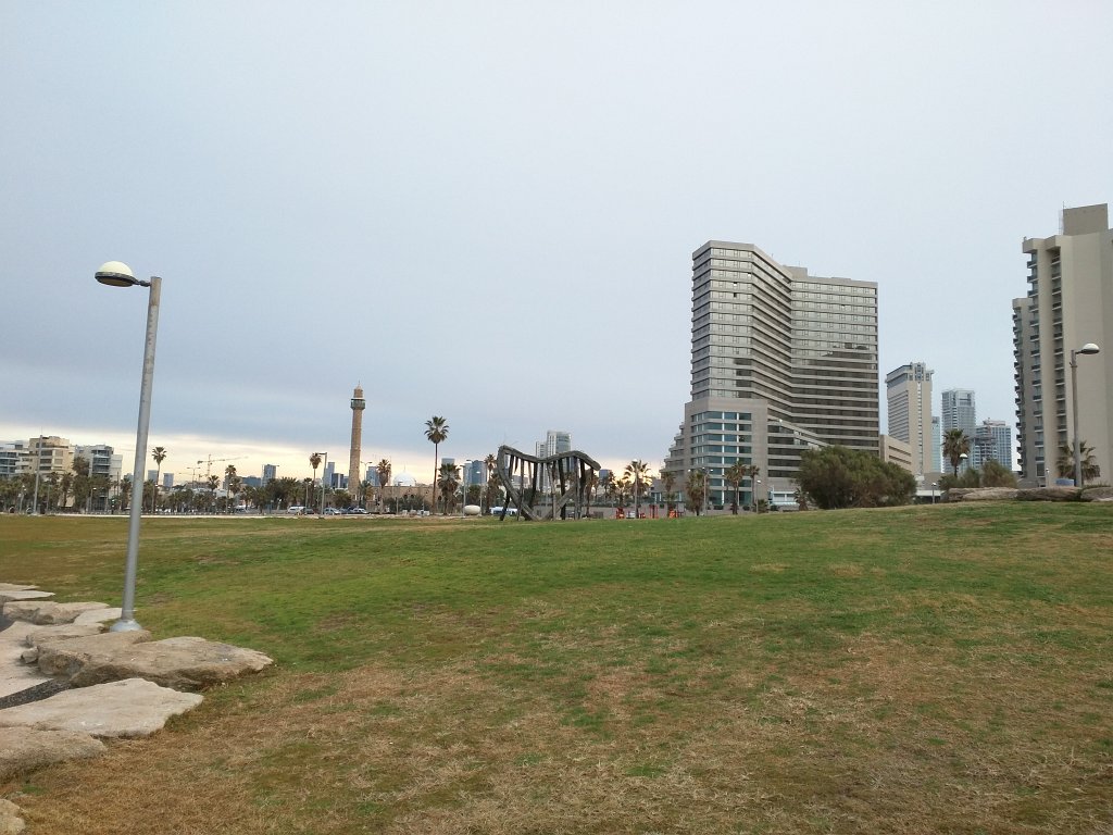 IMG_20160127_070800.jpg - Tel Aviv beach promenade