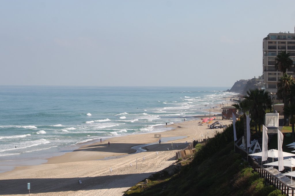 IMG_2695.JPG -  Herzlyia  beach