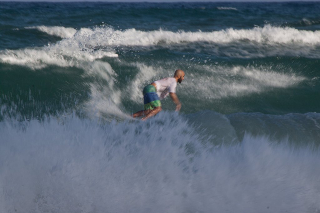 IMG_3294_c.jpg - Surfing at  Herzliya  beach