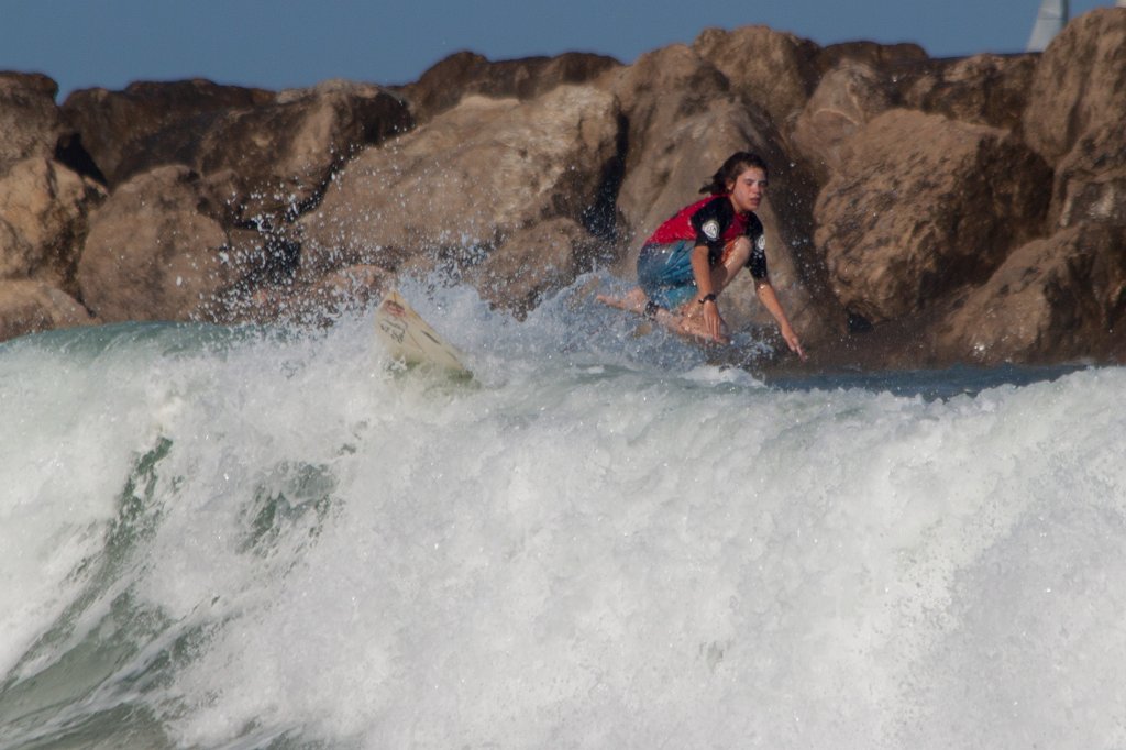 IMG_3413_c.jpg - Surfing at  Herzliya  beach