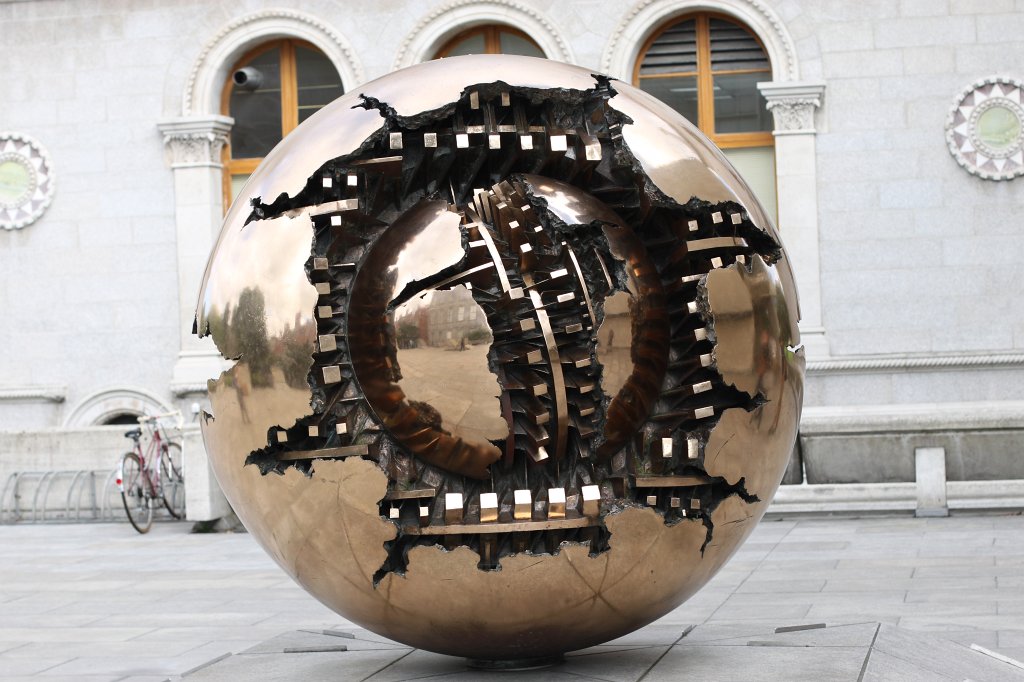 IMG_6553.JPG -  Trinity College  in Dublin