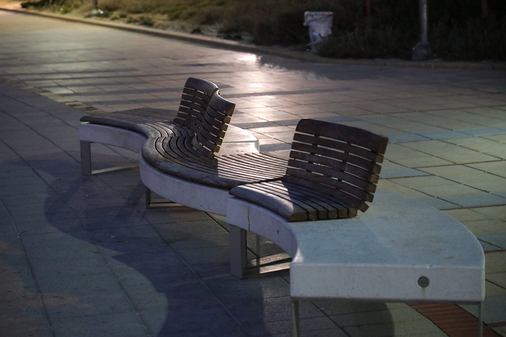 574A1151.JPG -  Herzliya  beach bench