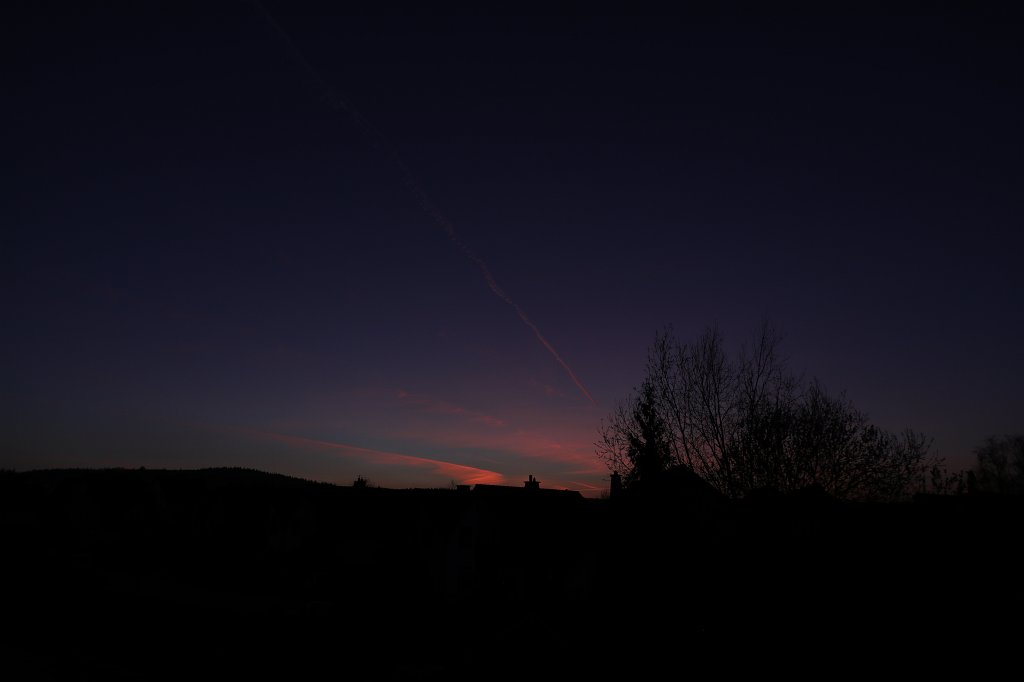 574A3534.JPG - Fire in the sky