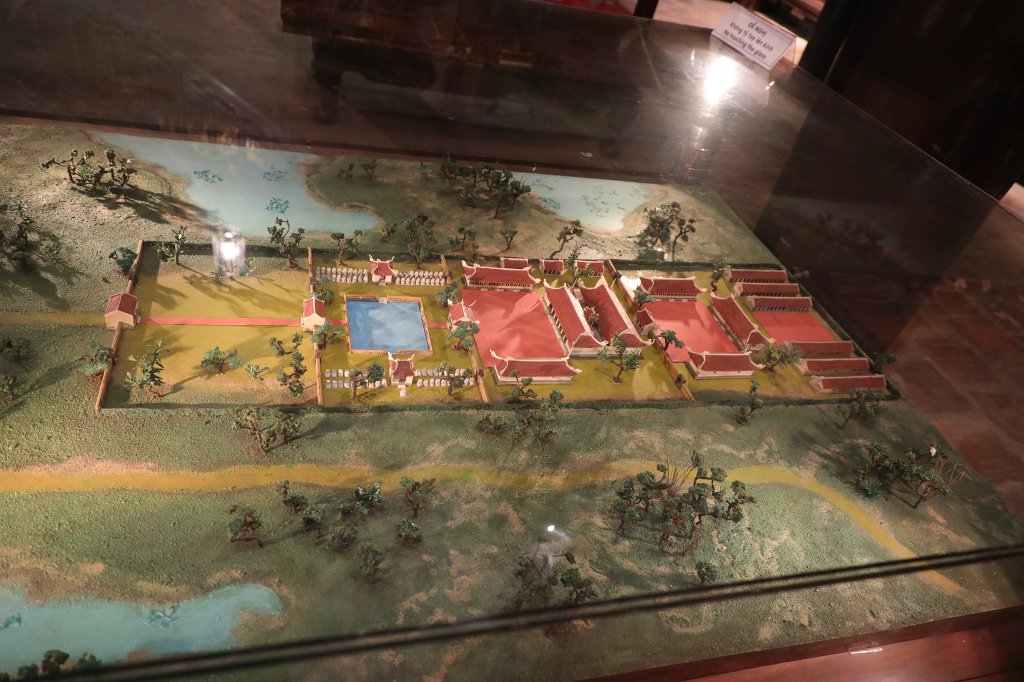 574A5860.JPG -  Temple of Literature  is a  Temple of Confucius  in  Hanoi  - Temple of Literature - The imperial academy