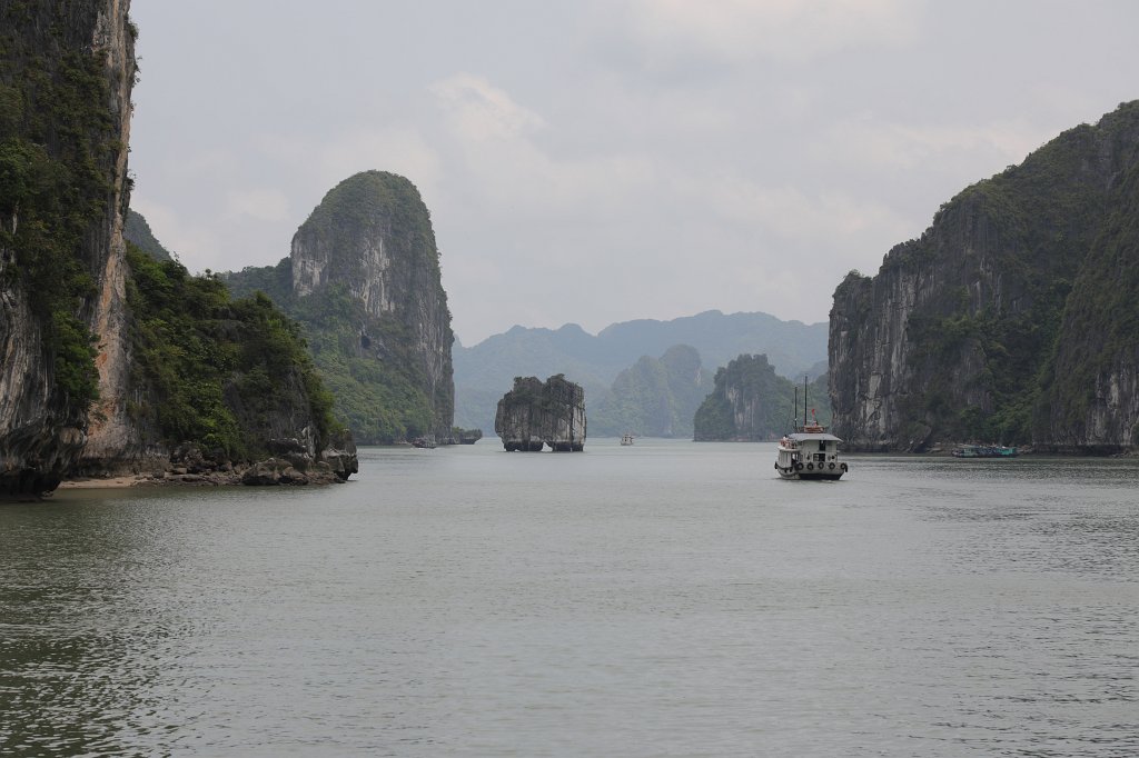 574A6100.JPG - Cruising  Hạ Long Bay 