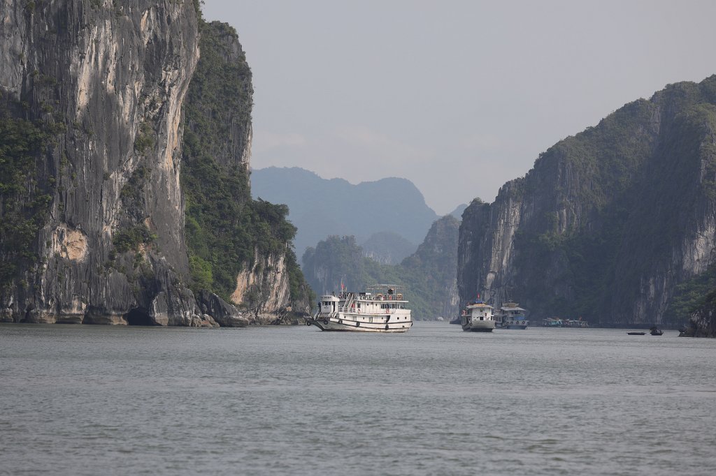574A6414.JPG - Cruising  Hạ Long Bay 