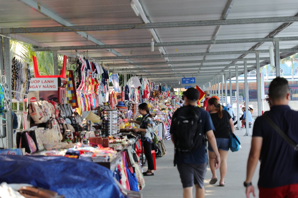574A6461.JPG - Tuan Chau ferry terminal