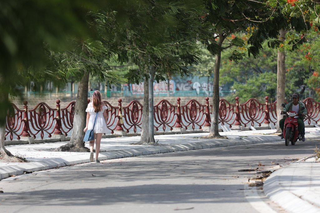 574A6515.JPG - Strolling around Westlake