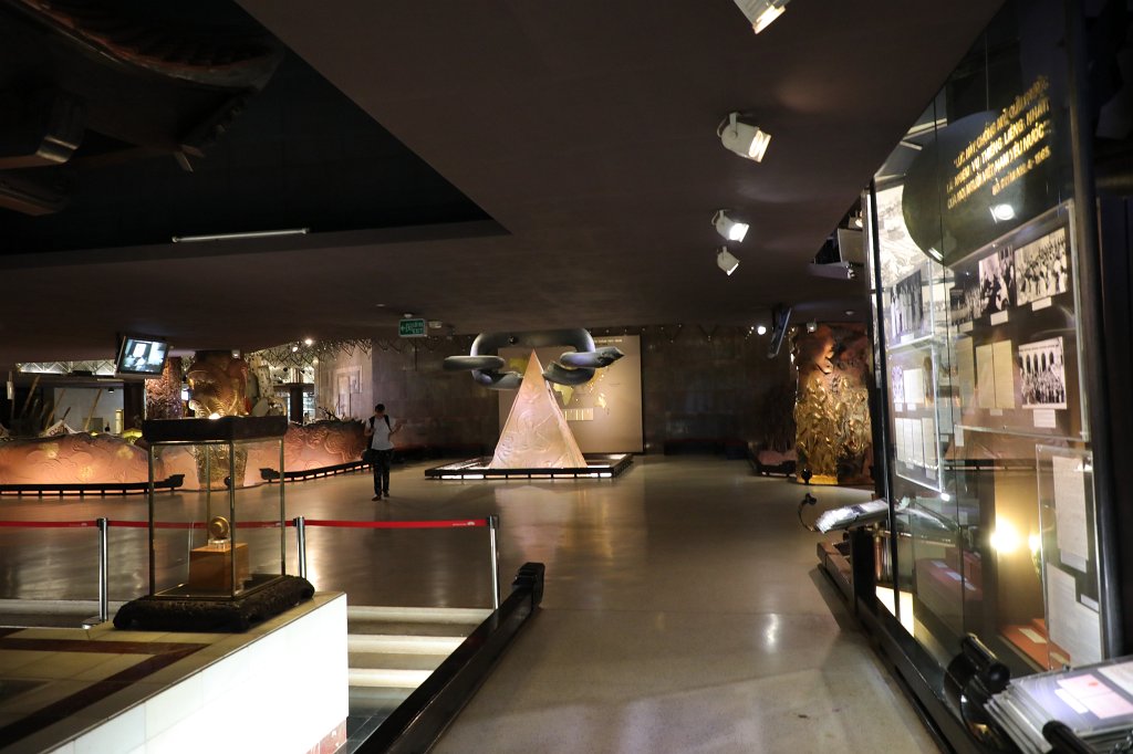 574A6547.JPG -  Ho Chi Minh Museum 