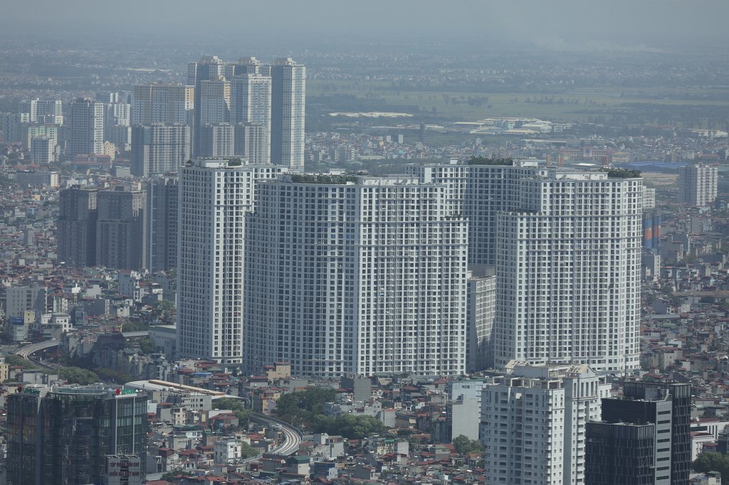 574A6741.JPG -  Hanoi  seen from the  Lotte Center   observation deck 