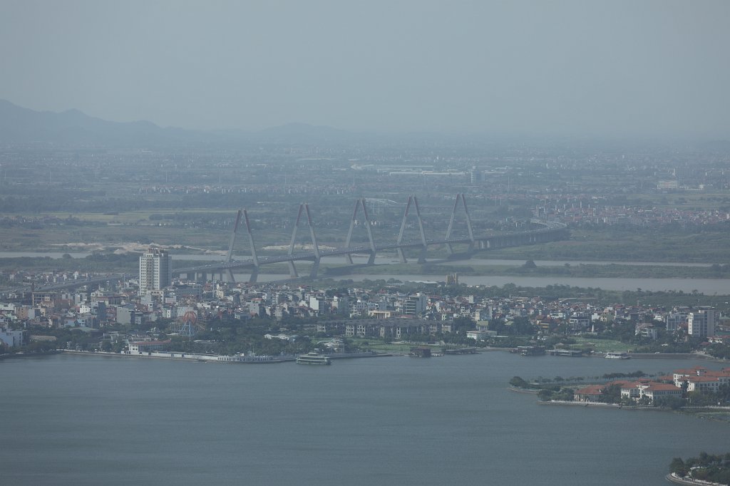 574A6771.JPG -  Hanoi   Nhật Tân Bridge  seen from the  Lotte Center   observation deck 