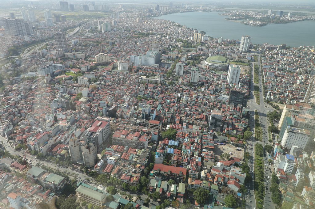 574A6832.JPG -  Hanoi  seen from the  Lotte Center   observation deck 
