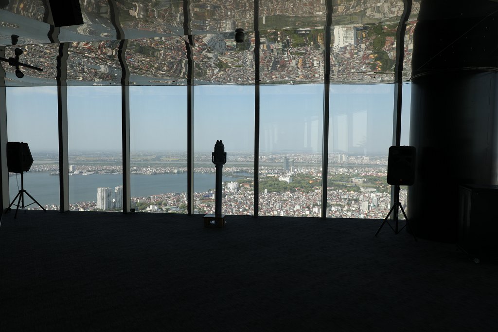 574A6863.JPG -  Hanoi  seen from the  Lotte Center   observation deck 
