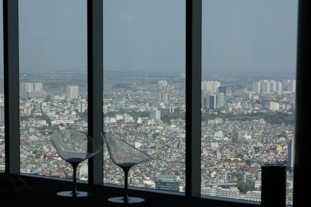 574A6892.JPG -  Hanoi  seen from the  Lotte Center   observation deck 