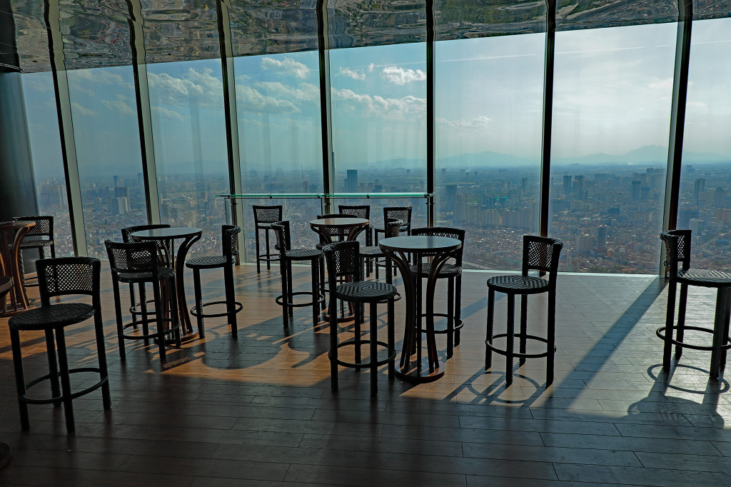 574A6898_c.jpg -  Hanoi  seen from the  Lotte Center   observation deck 