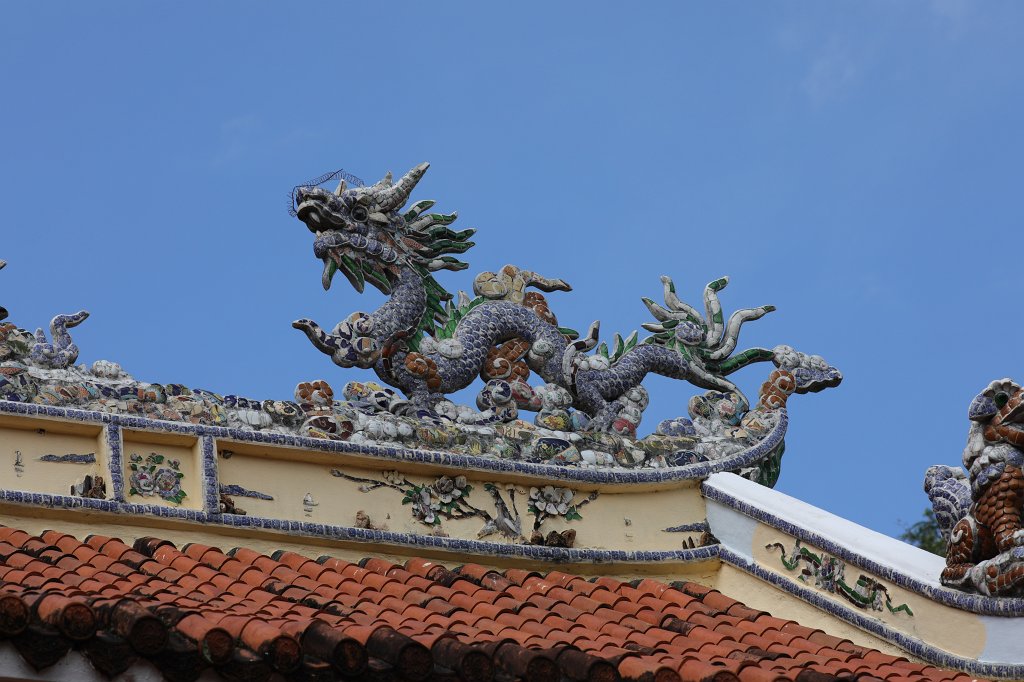 574A7924.JPG -  Marble Mountains . The marble mountain are a cluster of 5 hills named after the five elements Kim (metal), Thuy (water), Moc (wood), Hoa (fire) and Tho (earth). Thuy Son is the one which is easily accessible, through an elevator, has Buddhist and Hindu grottoes, sanctuaries, pagodas, the tower of Pho Dong and a panoramic view on the other marble mountains.