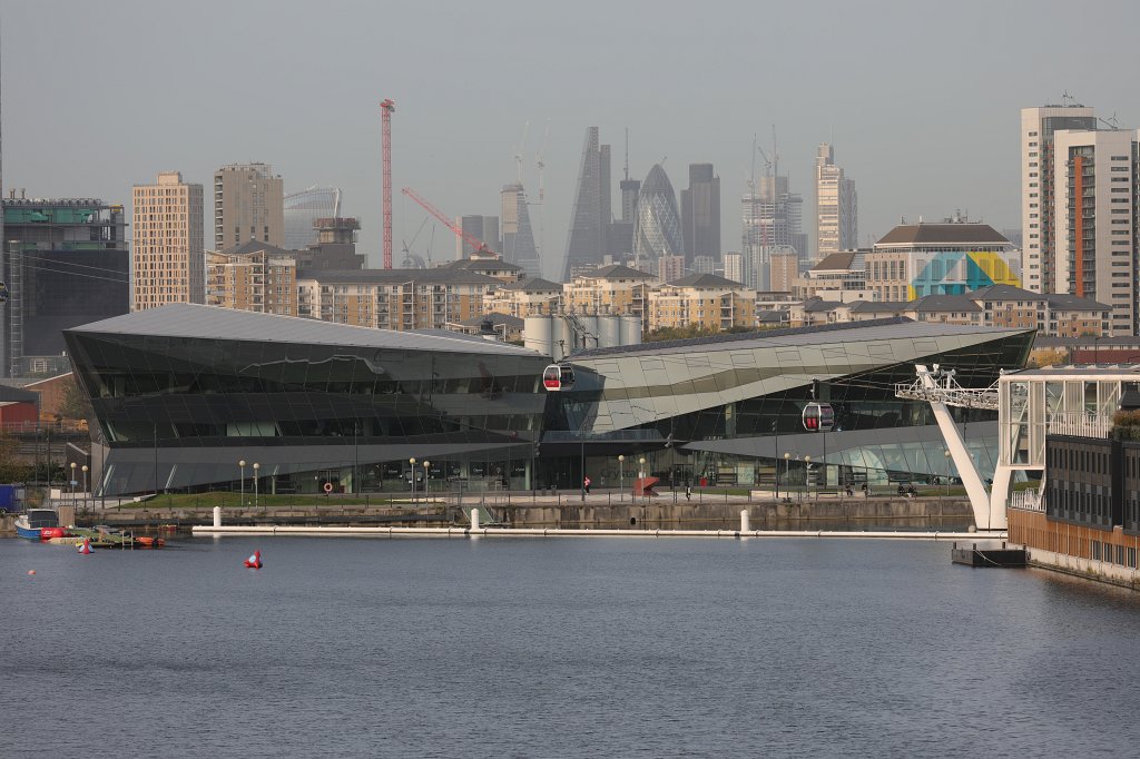 574A9913.JPG - Cable cars and the  City of London  skyline