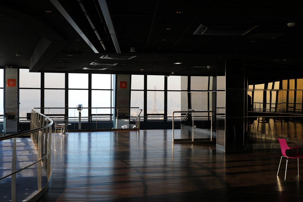 574B2109.JPG -  Tour Montparnasse  observation deck