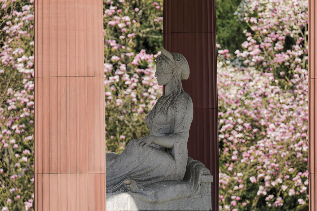 574B2811_c.jpg -  Elisabethenbrunnen 