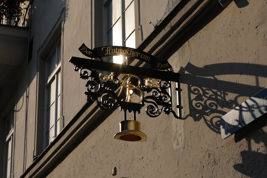 574B5465.JPG - Hatter (Hutmacher)