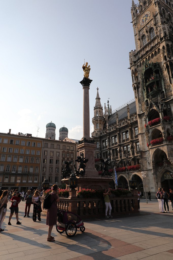 574B5479.JPG -  Mary's Square   Munich  ( Marienplatz   München )