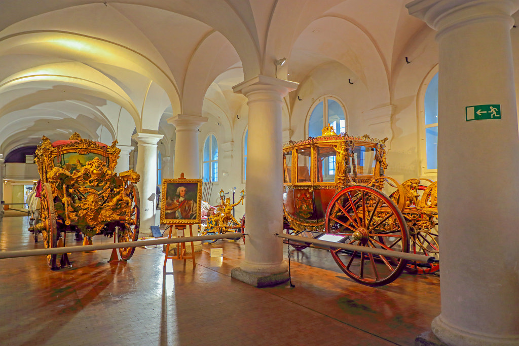 574B5616_c.jpg - Royal coach and sledge pool at  Nymphenburg Palace  in  Munich 
