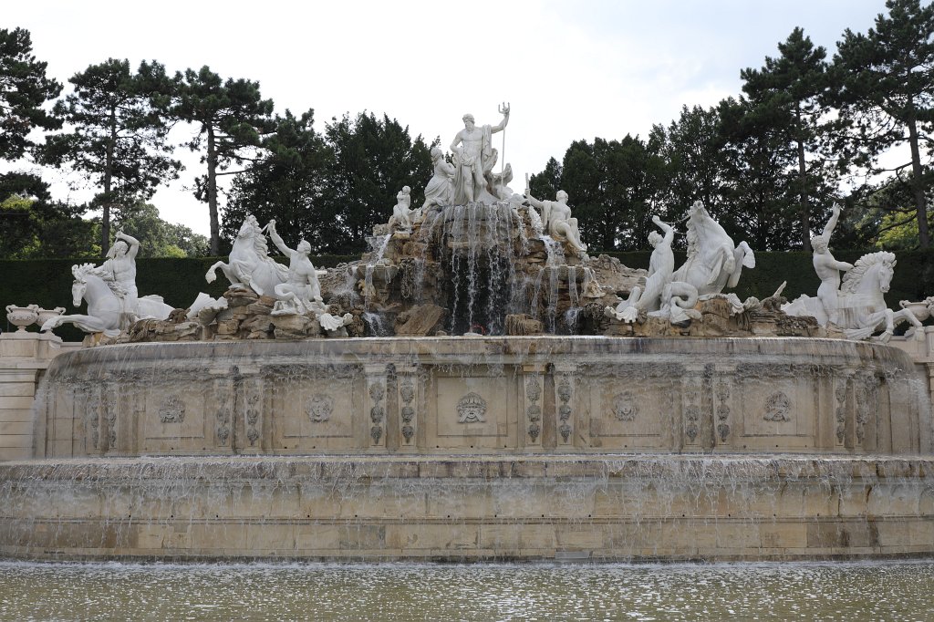 574B6550.JPG -  Schönbrunn Palace  ( Schloss Schönbrunn )