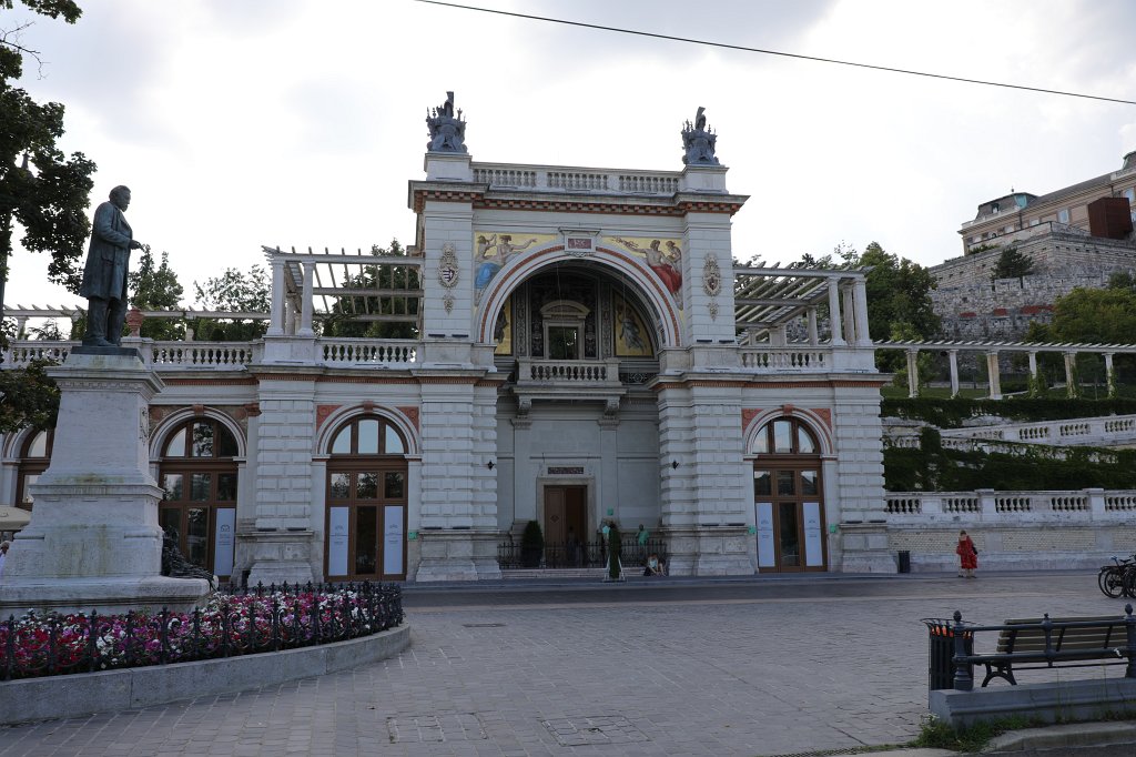 574B6794.JPG -  Burggarten-Basar 