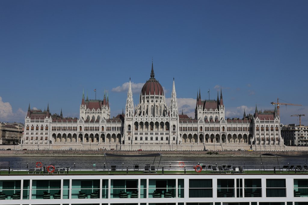 574B6894.JPG -  Hungarian Parliament Building  ( Ungarisches Parlamentsgebäude )