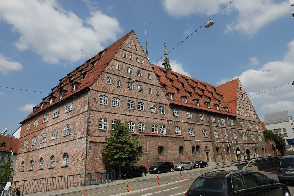 574B7451.JPG - Police headquarters  Ulm  ( Polizeipräsidium Ulm )