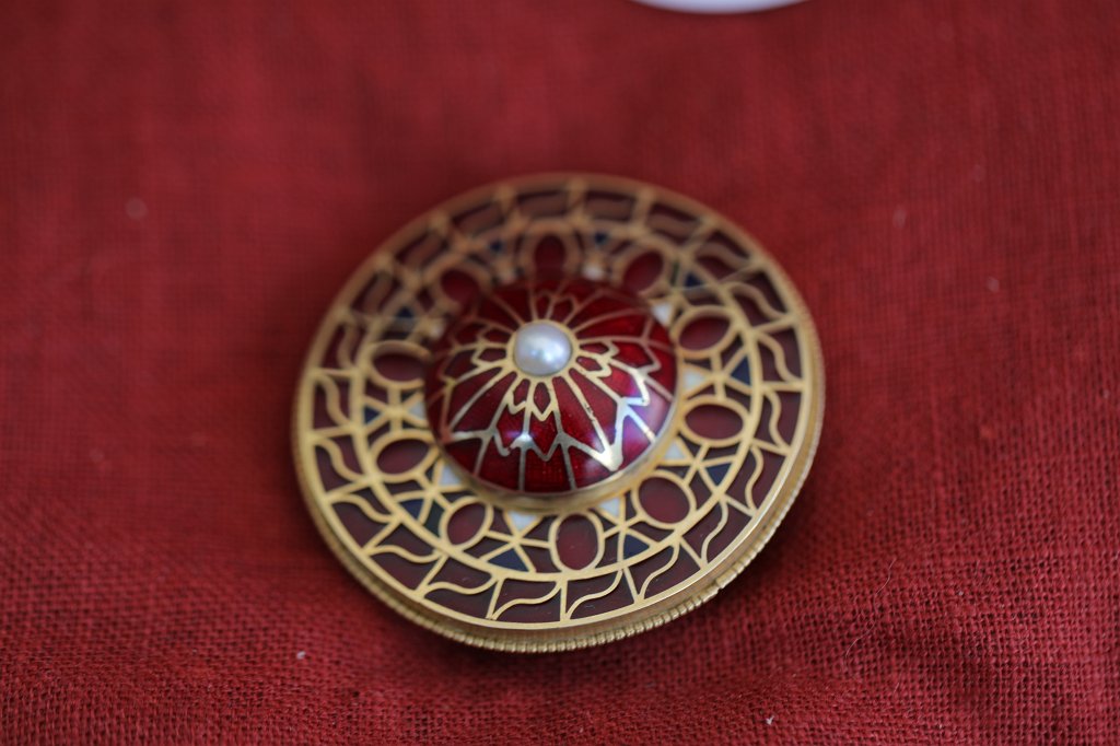 574B7865.JPG - Jewelry handmade in historic fashion