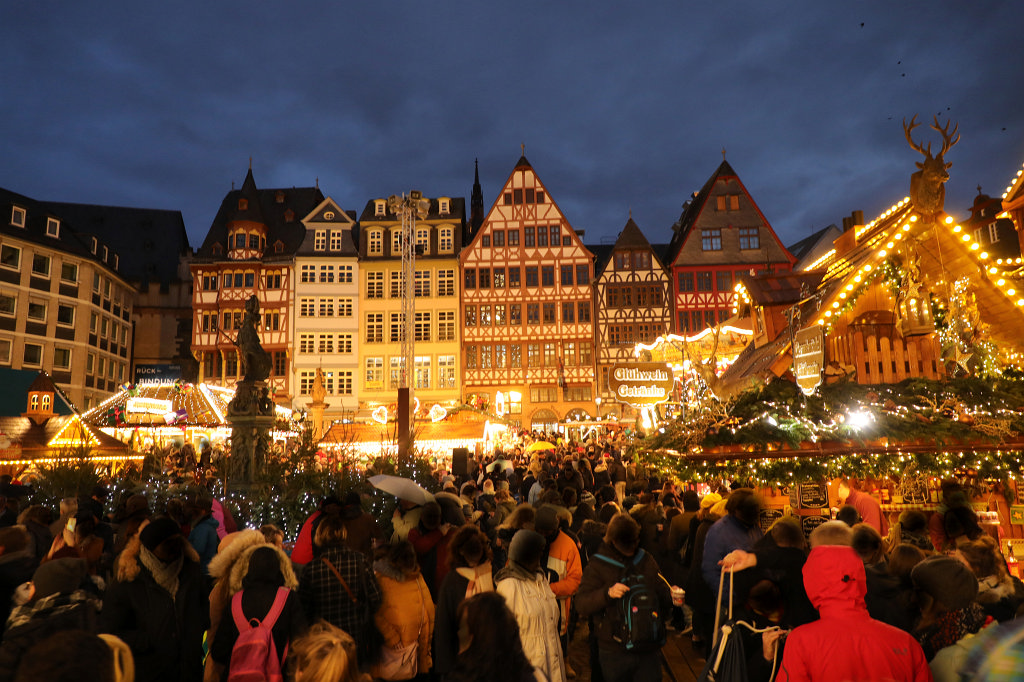574B8122_c.jpg - Christmas Market  Frankfurt  (Weihnachtsmarkt  Frankfurt ) 2018