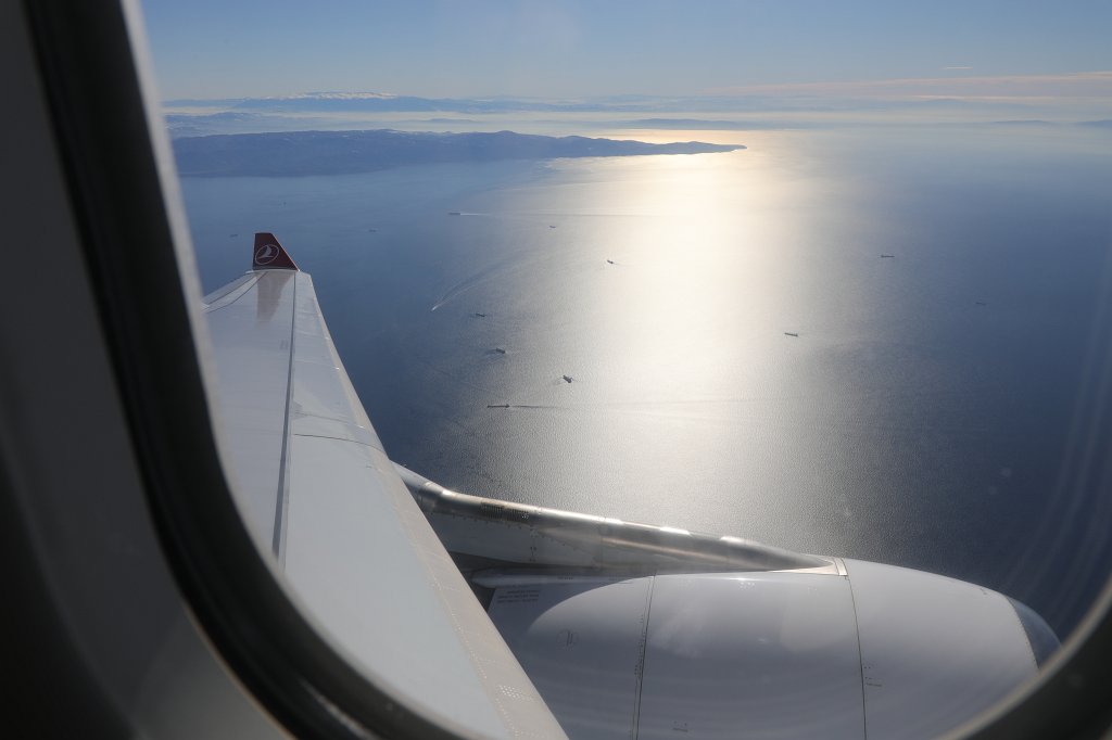 574B8413.JPG - Sea and ships