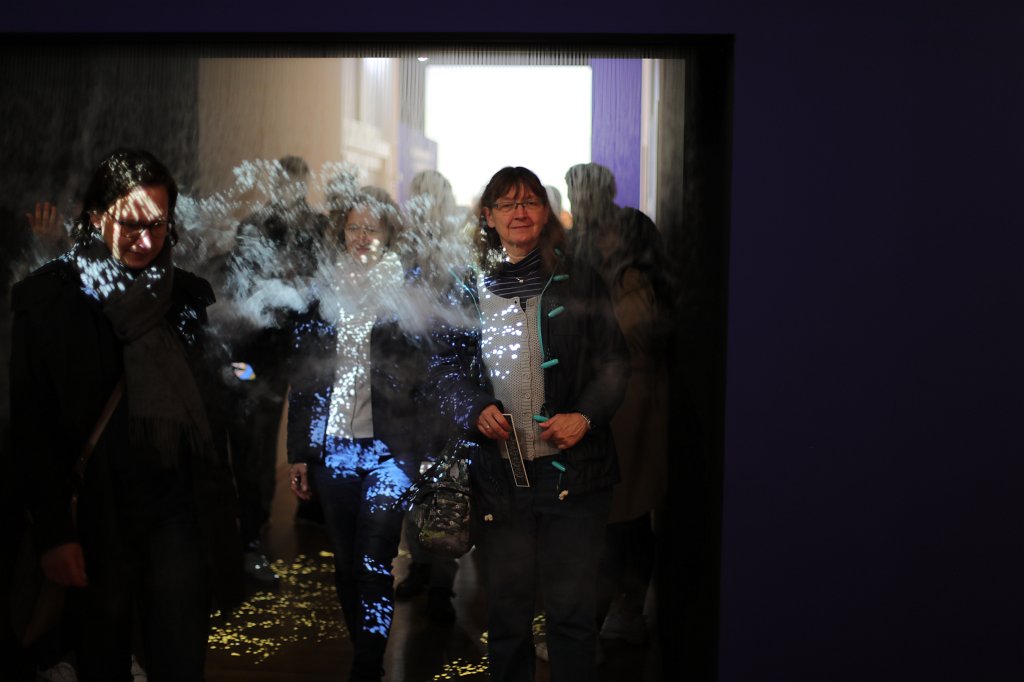 574B9625.JPG -  Museum Angewandte Kunst   Night of the museums   Frankfurt  2019 ( Museum Angewandte Kunst   Nacht der Museen   Frankfurt  2019)