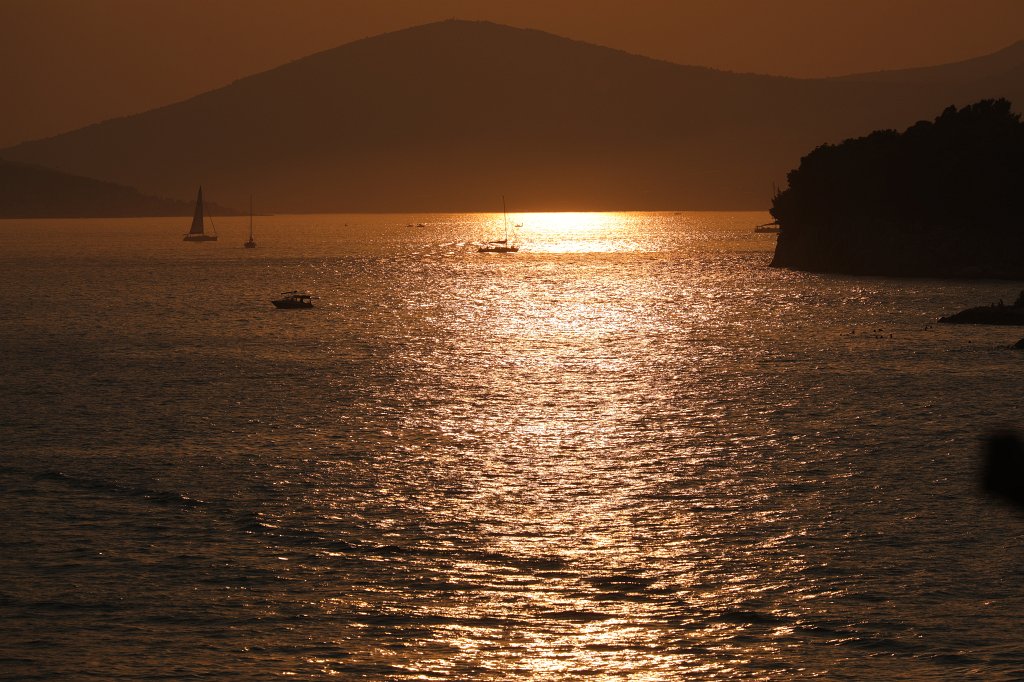 574B2445.jpg -  Sustipan  sunset