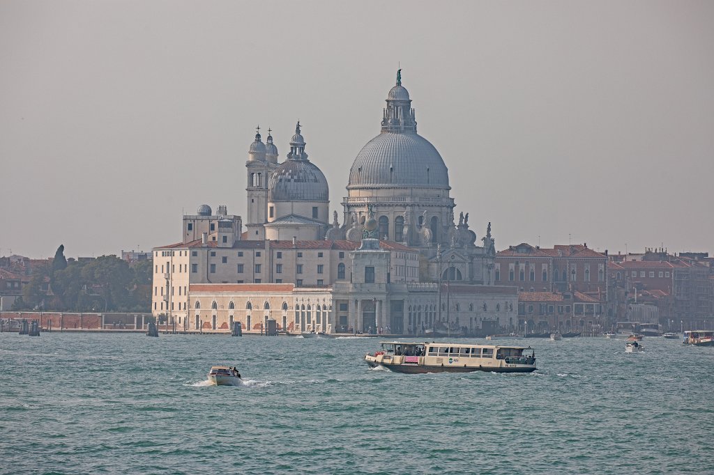 574B4464_c.jpg -  Basilica Santa Maria della Salute   Venice 